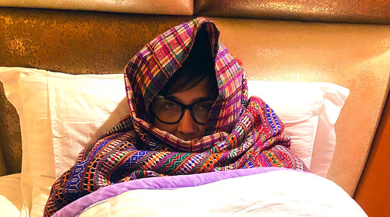 Bengali actress Swastika Mukherjee freezing in Kashmir | Sangbad Pratidin