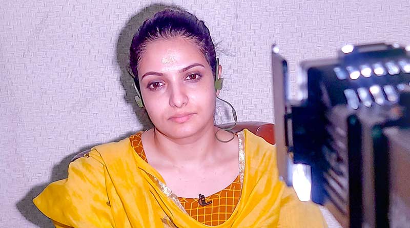 WB Polls 2021: BJP Candidate Tanusree Chakraborty allegedly faces agitation at Shyampur | Sangbad Pratidin