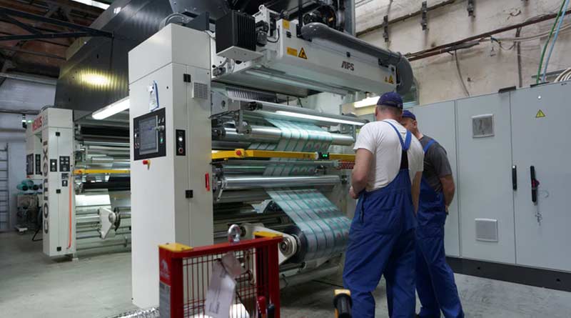 In Bangladesh, 43 beggers get job at packaging factory even during lockdown | Sangbad Pratidin