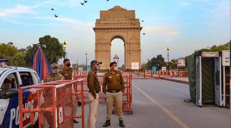Delhi extended the lockdown in the city by another week । Sangbad Pratidin