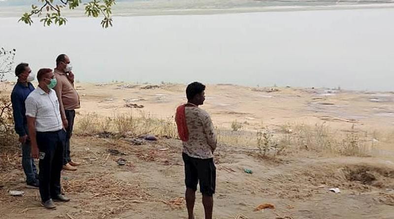 People of Belur scare after rumour that supplied water is contaminated by deadbodies floating into the rivers in UP, Bihar | Sangbad Pratidin