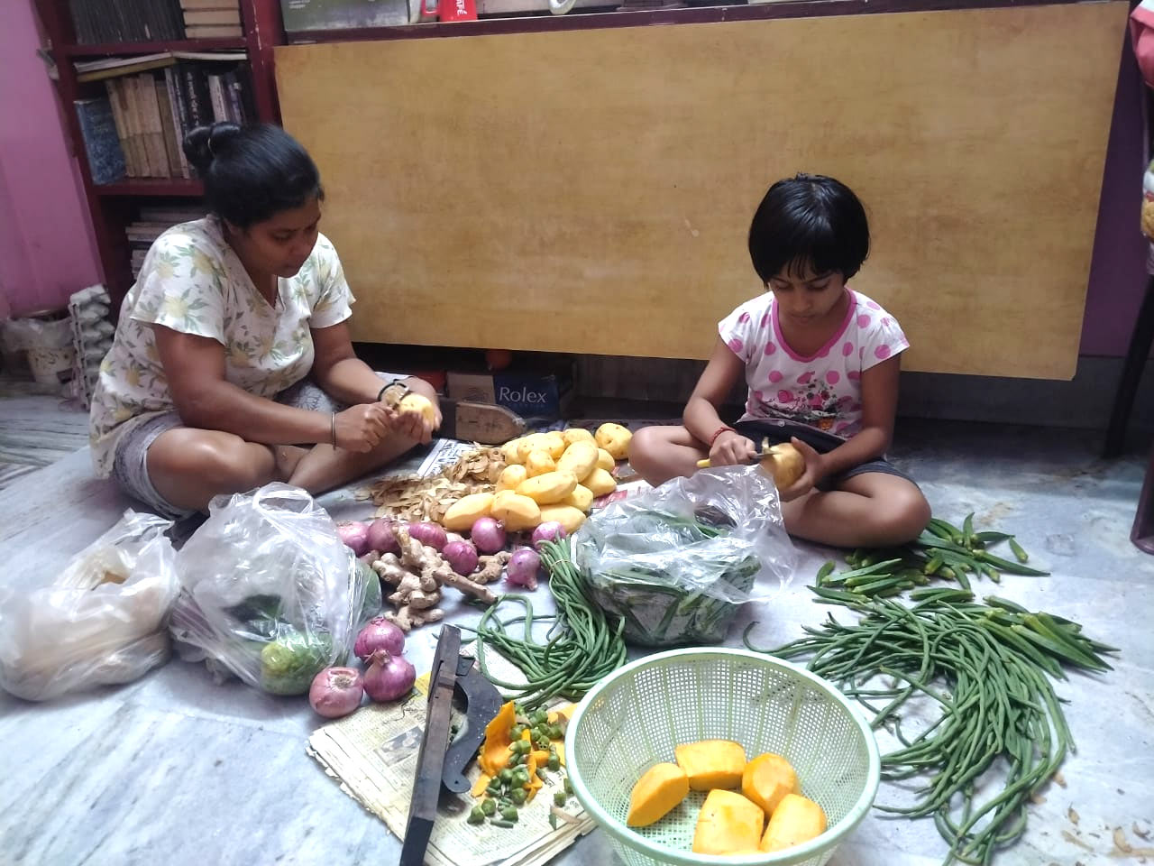 Meet Covid warrior Srabasti Ghosh, Who serving Free meals to Corona patients in North Kolkata
