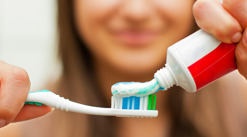 Experts says why you must change your toothbrush after recovering from Covid-19 | Sangbad Pratidin