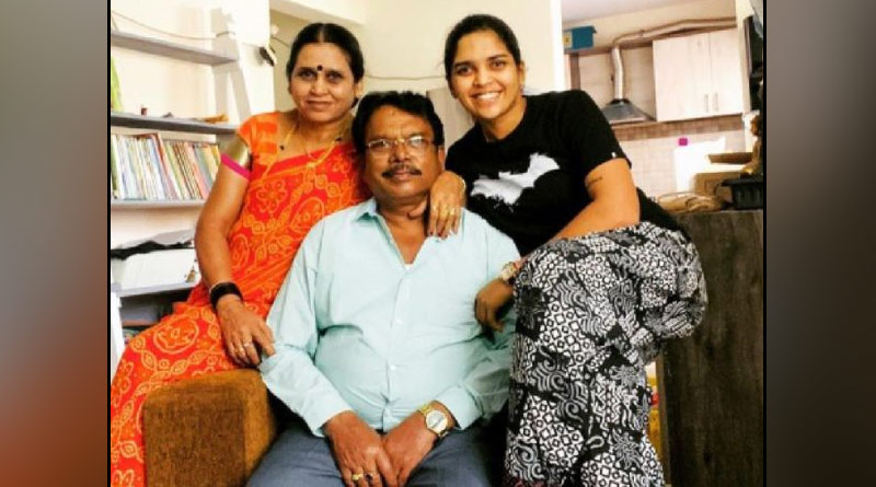 After mother's demise, Veda Krishnamurthy loses her sister to COVID-19 | Sangbad Pratidin