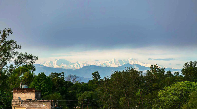 Himalayas Seen From Uttar Pradesh Town, Picture goes Viral | Sangbad Pratidin