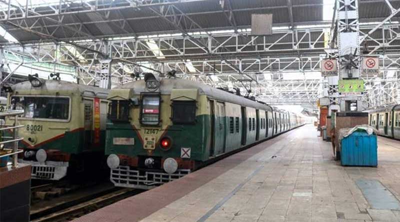 Bank employees now may board in Staff Special Train | Sangbad Pratidin