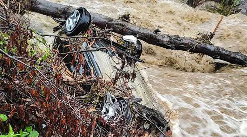 8 feared dead, 7 missing in flash floods in Himachal Pradesh | Sangbad Pratidin
