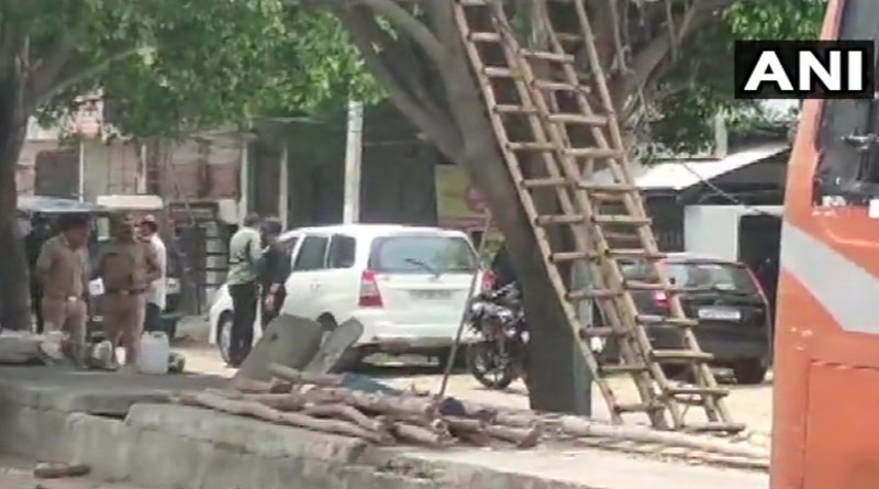 2 suspected terrosrists detained by ATS in Lucknow's Kakori | Sangbad Pratidin