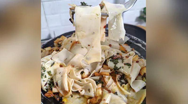 Celebrity Chef Saransh Goila Turns Papad Into Pasta । Sangbad Pratidin
