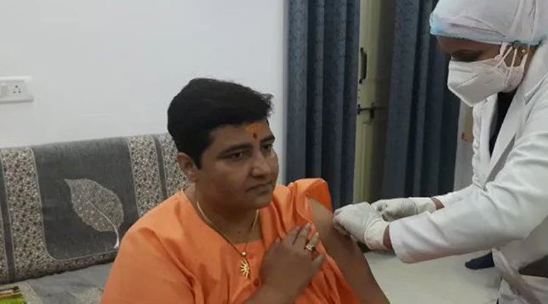 Pragya Thakur gets Covid shot at home, Congress has criticized | Sangbad Pratidin
