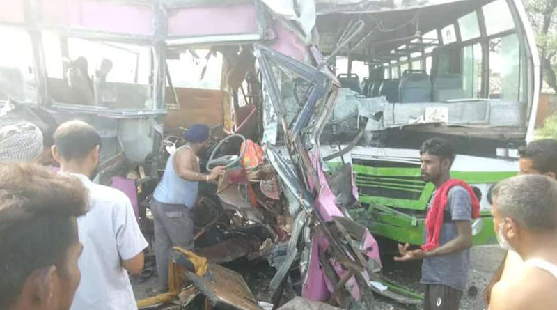Bus carrying Congress workers for Navjot Sidhu’s elevation ceremony meets with accident | Sangbad Pratidin