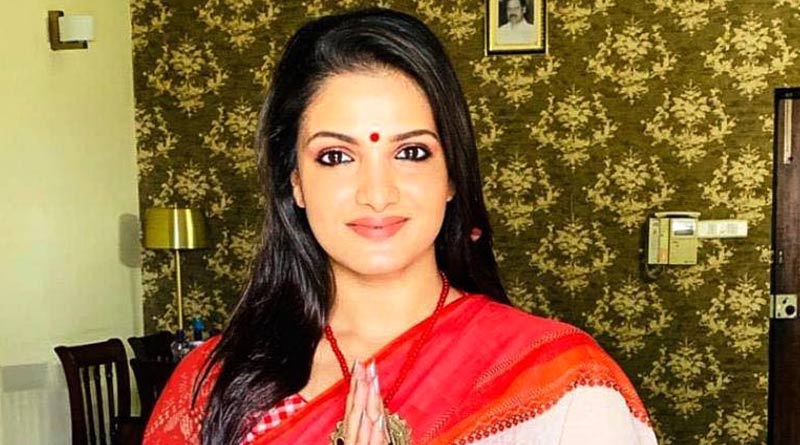 Actress turned BJP leader Tanusree Chakraborty leaves politics | Sangbad Pratidin