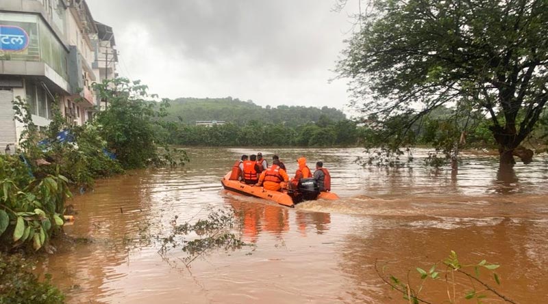 At least 129 dead as landslide and heavy rain hit Maharashtra | Sangbad Pratidin