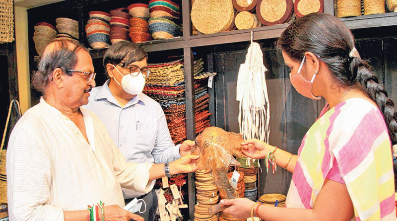 West Bengal govt trying to knot with e-commerce site to boost handicraft marketing