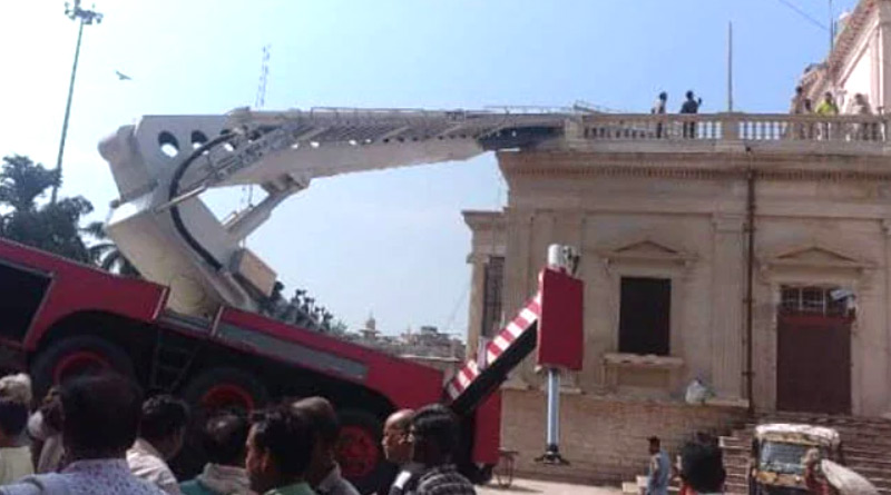 3 Killed As Trolley Of Crane Breaks While Installing National Flag In Gwalior | Sangbad Pratidin