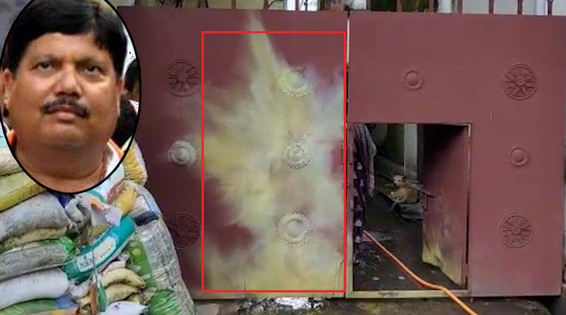 Bombing at BJP MP Arjun Singh's house, CRPF jawans are target, he accusses TMC goons | Sangbad Pratidin