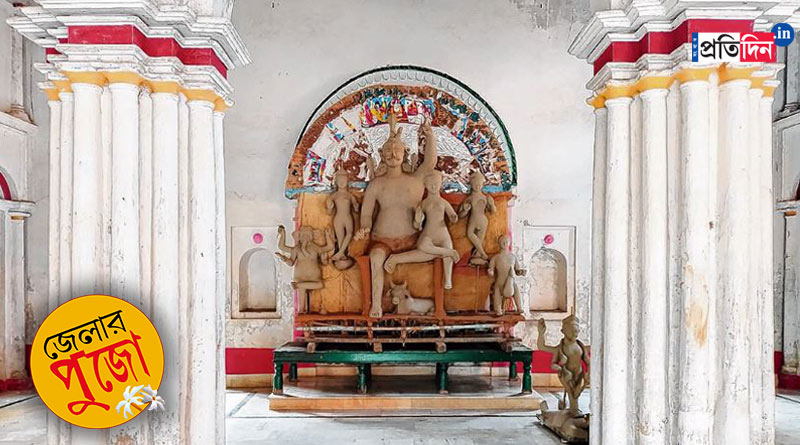 Bardhaman Dey Family's Durga Puja a major attarction | Sangbad Pratidin