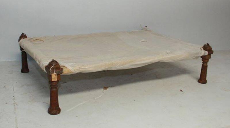 New Zealand website sells charpai for Rs. 42000 | Sangbad Pratidin