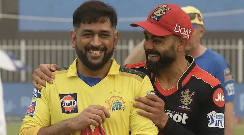 Virat Kohli hugs MS Dhoni after defeat at Sharjah defeat, Picture goes viral। Sangbad Pratidin