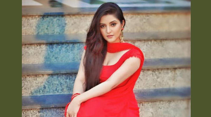 Here is how Pori Moni Celebrated her Birth Day | Sangbad Pratidin