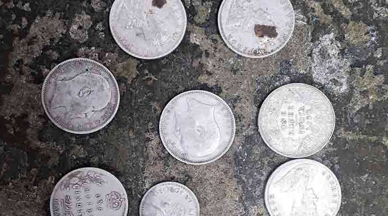 30 slilver coins of hundred years old recoverd in Gajipur, Bangladesh | Sangbad Pratidin