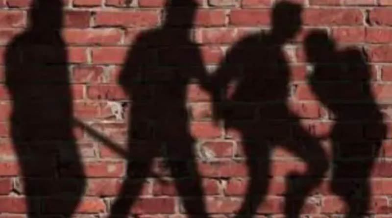 Hindu man abducted, assaulted by 5 men for travelling with Muslim woman | Sangbad Pratidin