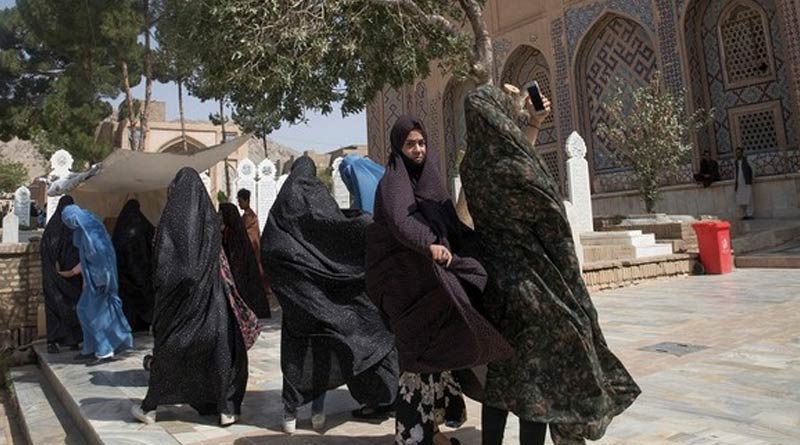 Women teachers face uncertain future after Taliban bans them from schools | Sangbad Pratidin