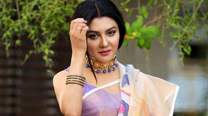 Bangladesh Actress Jaya Ahsan opens up on bangladesh violence | Sangbad Pratidin
