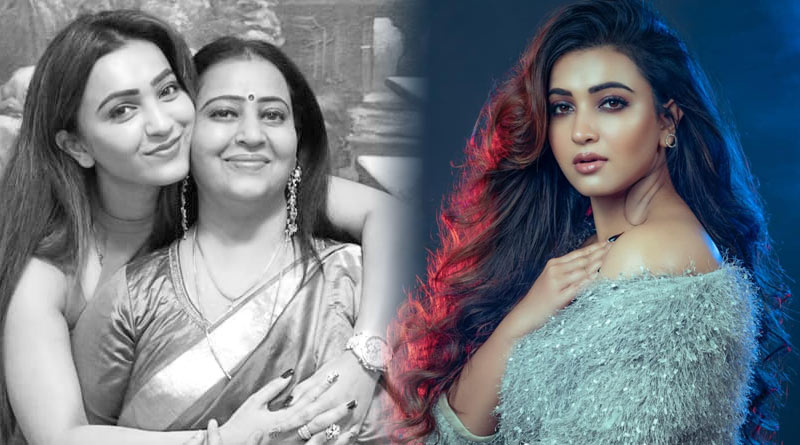 Actress Koushani Mukherjee lost her mother | Sangbad Pratidin