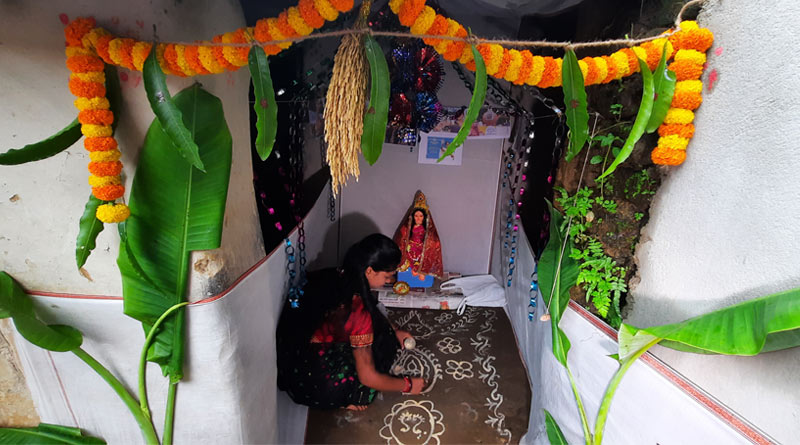Asansol women to perform Lakshmi puja with money from 'Lakshmir Bhandar' scheme | Sangbad Pratidin