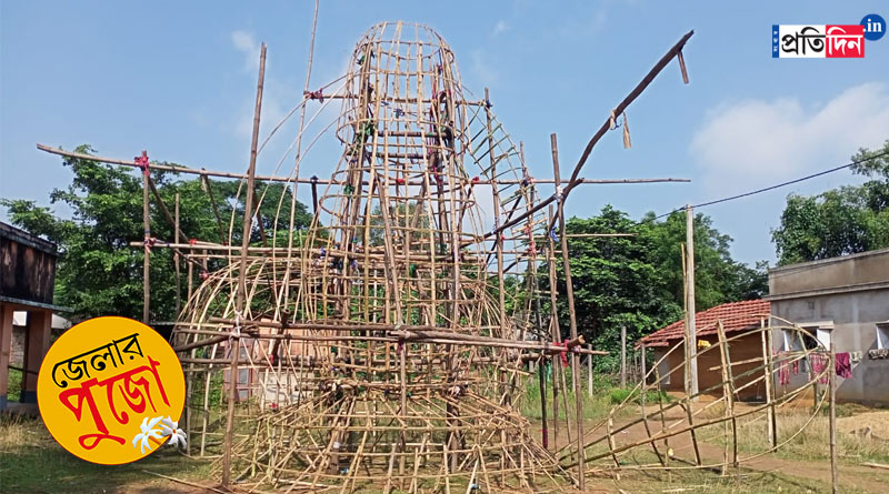 Durga Puja 2021: Jungle Mahal Durga Puja spreads water conservation message | Sangbad Pratidin
