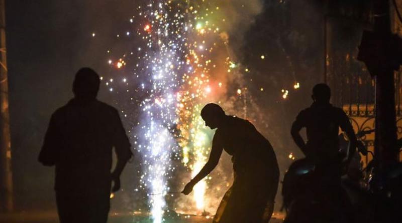Air pollution in Kolkata increased after Kali Puja due to crackers burnt | Sangbad Pratidin