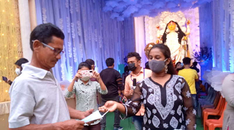 Jagadhatri Puja 2021: Some women of Chandannagar made mask wearing mandatory