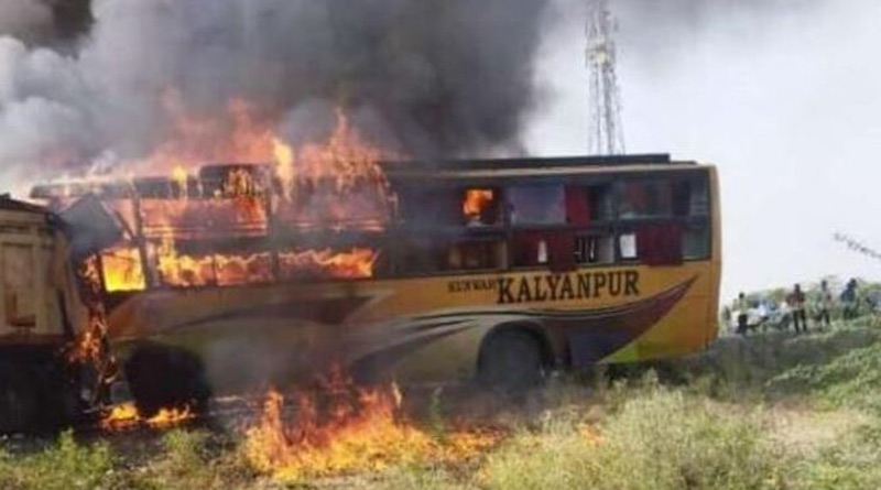 12 people burnt to death as bus catches fire on Barmer-Jodhpur Highway in Rajasthan। Sangbad Pratidin