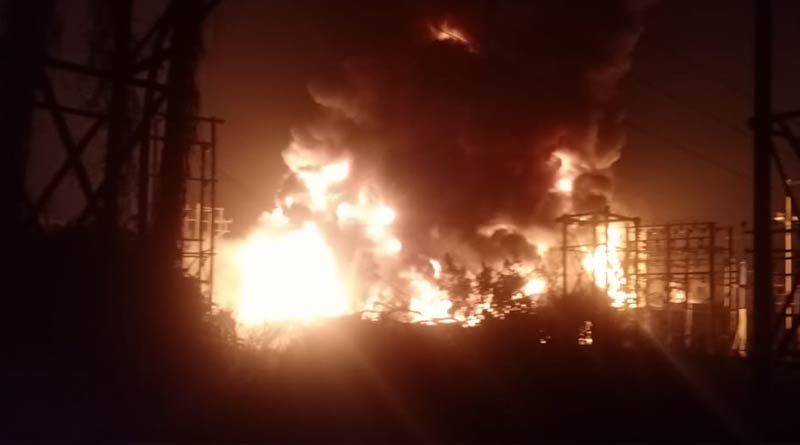 Massive fire broke out in Liluah, west bengal | Sangbad Pratidin