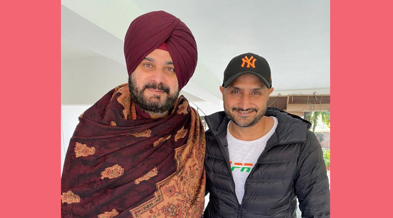 Harbhajan Singh claimed that he is fielding offers from several parties | Sangbad Pratidin