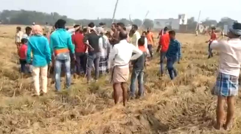 Clash between two groups of different villages in Ilambazar, Birbhum | Sangbad Pratidin