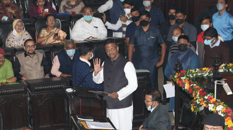 Firhad Hakim and other TMC elected members take oath as councilors, opposition councilors were absent | Sangbad Pratidin