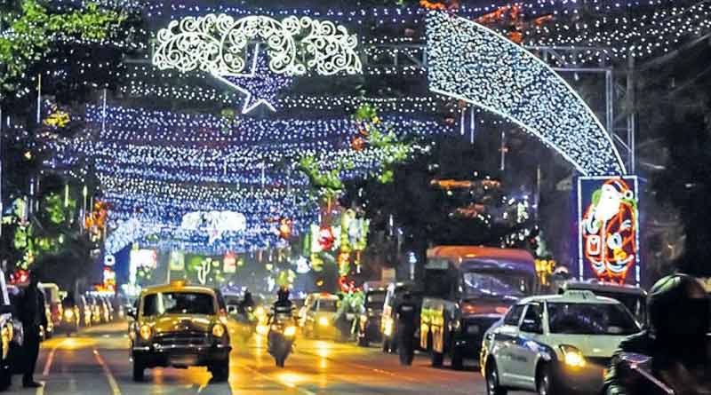3,000 police on Park Street to conduct strict surveillance on New Year's Eve। Sangbad Pratidin