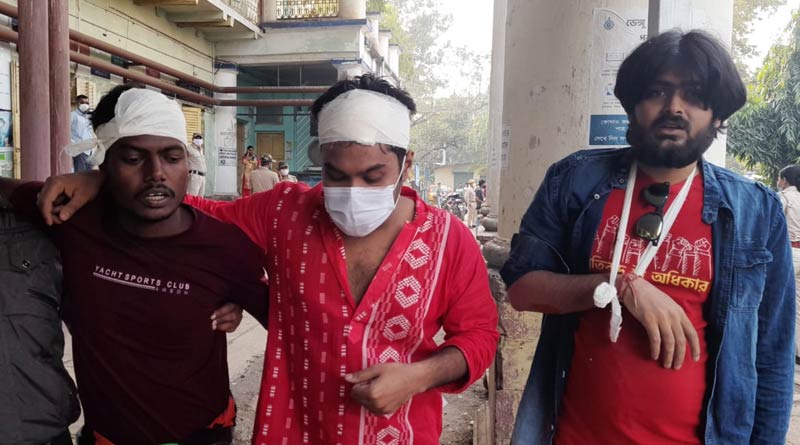 Clash broke out between TMCP and SFI in Raja Peary Mohan College