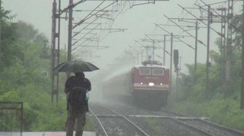 West Bengal feeling cold due to rain in Winter | Sangbad Pratidin