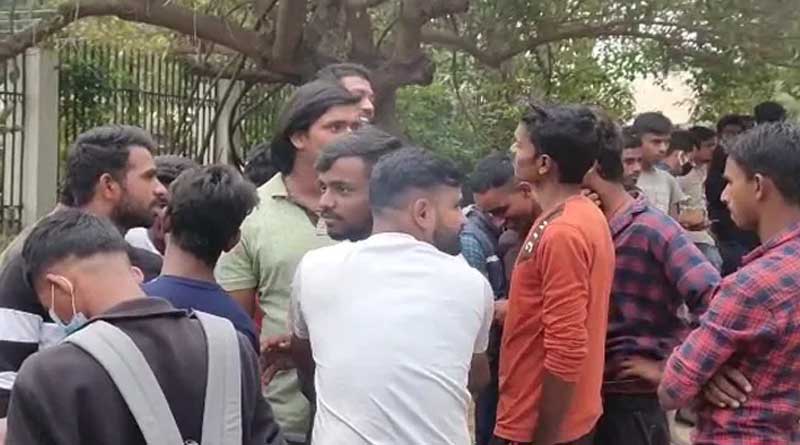 Candidates stage protest over Tripura Rifles job appointments | Sangbad Pratidin