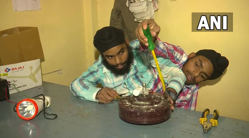 Amritsar's conjoined twins get government job | Sangbad Pratidin