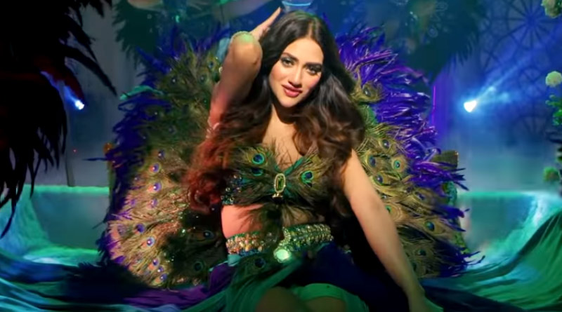 Nusrat Jahan superhot in Naach Moyuri Naach video | Sangbad Pratidin
