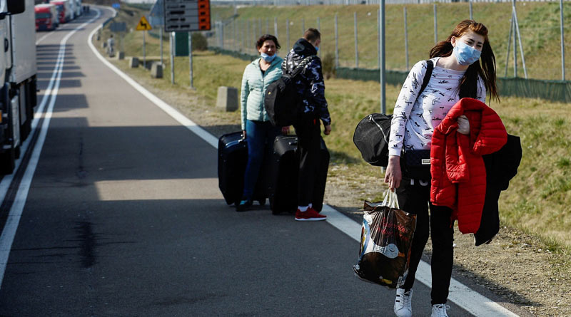 Russia-Ukraine Conflict: Poland opens border for the Bangladeshis who seek assylum due to Russia-Ukrain war | Sangbad Pratidin