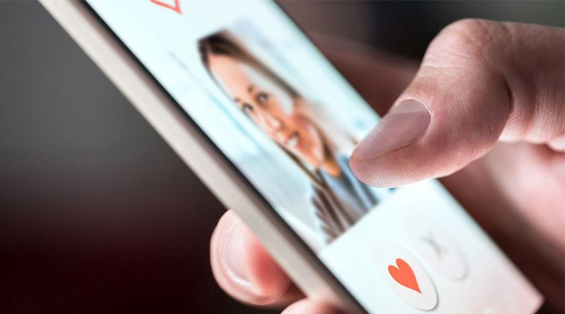 Tricks To A More Attractive Profile Picture for Dating App | Sangbad Pratidin