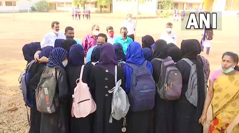 Two people arrested in Karnataka for allegedly carrying lethal weapons during hijab protest । Sangbad Pratidin