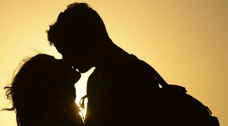 A video of two college students kissing gone viral on social media । Sangbad Pratidin