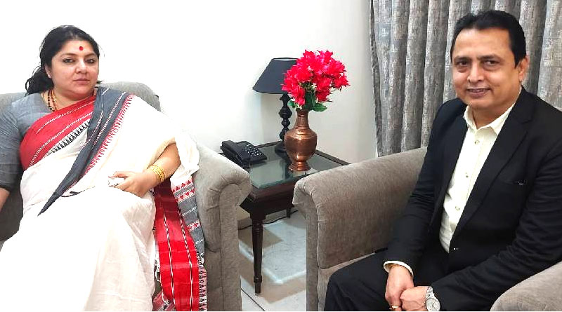 Locket Chatterjee Meets Ritesh Tiwari in Delhi | Sangbad Pratidin