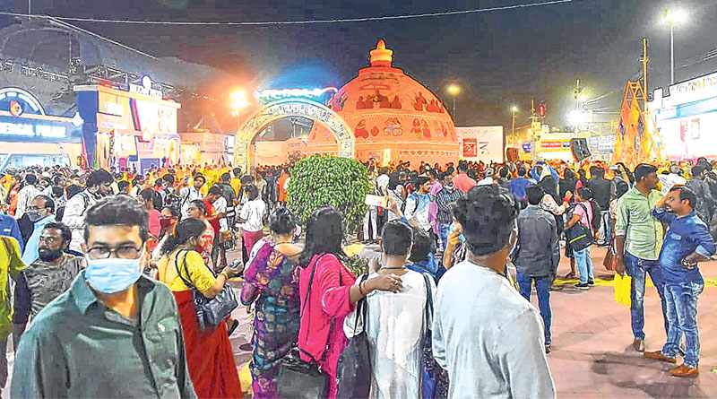 45th Kolkata Book Fire Witnesses Record footfall | Sangbad Pratidin